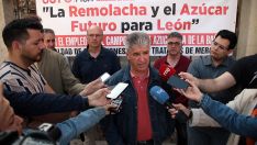 El comité de empresa de Azucarera en La Bañeza pide “unidad” entre la Junta y el Gobierno y la implicación de las Opas | Peio García / ICAL