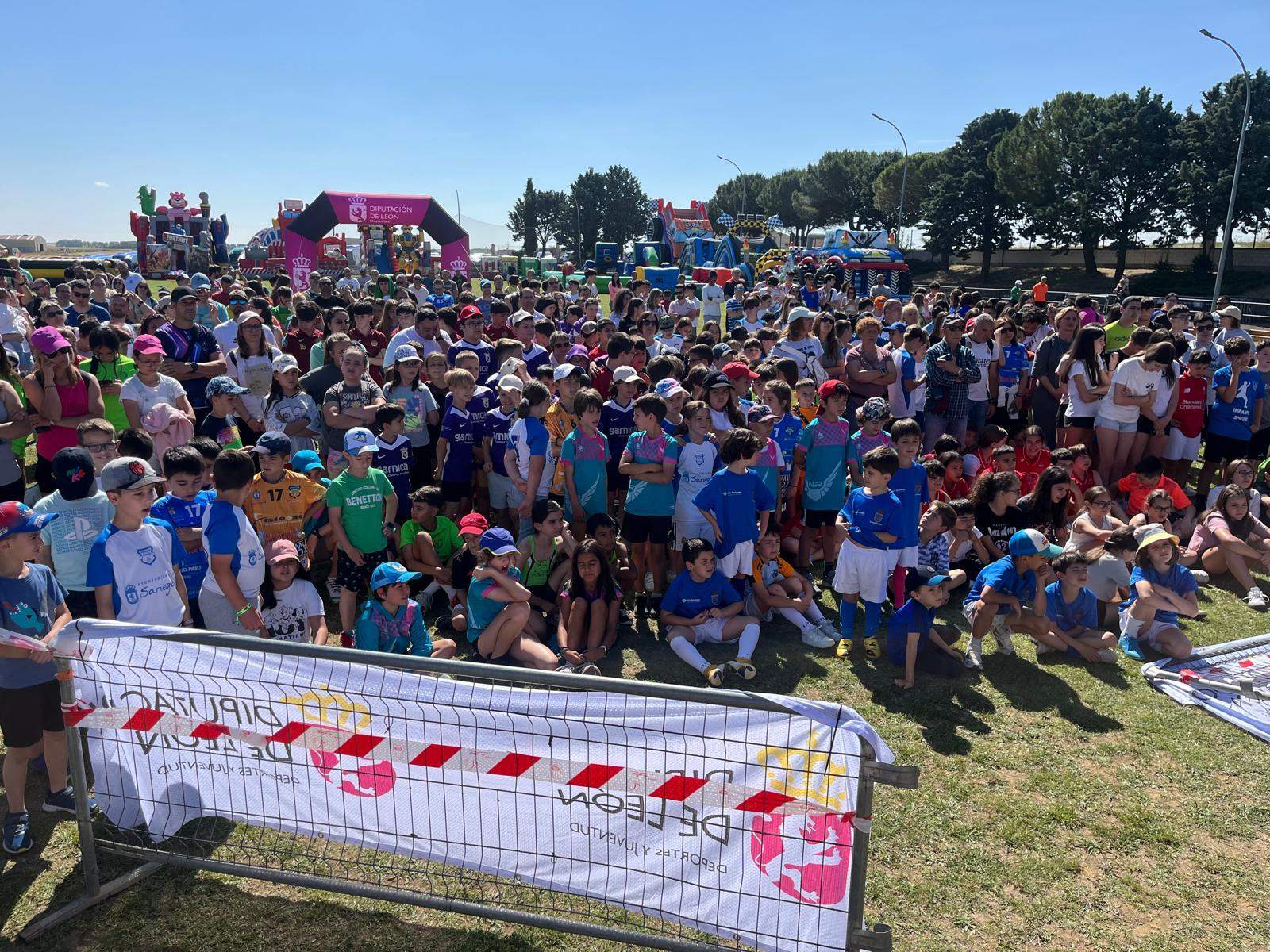 La Diputación destina 108.000 euros para el transporte del deporte escolar en las Tierras de León y Valencia de Don Juan