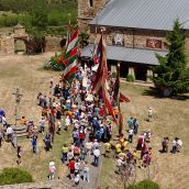El Santuario de Castrotierra (León) celebra la fiesta de las Pascuas.
