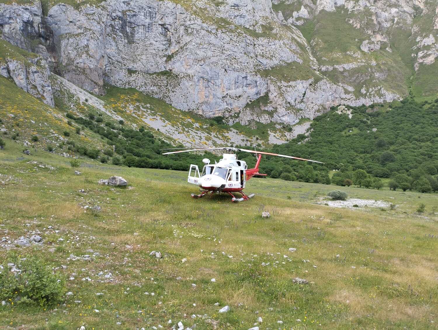 GtJWXVHWEAI6Th GtJWXVHWEAI6Th