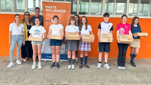 SOLTRA cierra su campaña escolar de inclusión con la entrega de premios del concurso de microrrelatos «Hazte Incluencer»