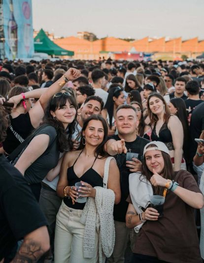 El Monoloco pone a vibrar a los jóvenes de León | Monoloco Fest