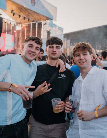 El Monoloco pone a vibrar a los jóvenes de León | Monoloco Fest