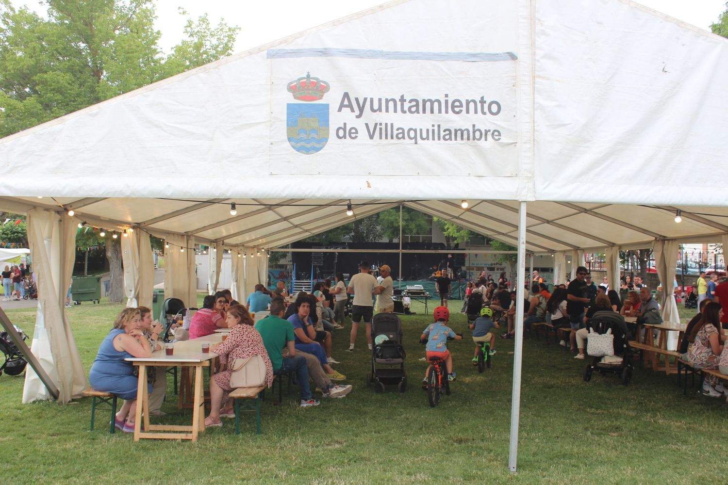 Feria 'Villaquilambre es la caña' | José Martín Feria 'Villaquilambre es la caña' | José Martín