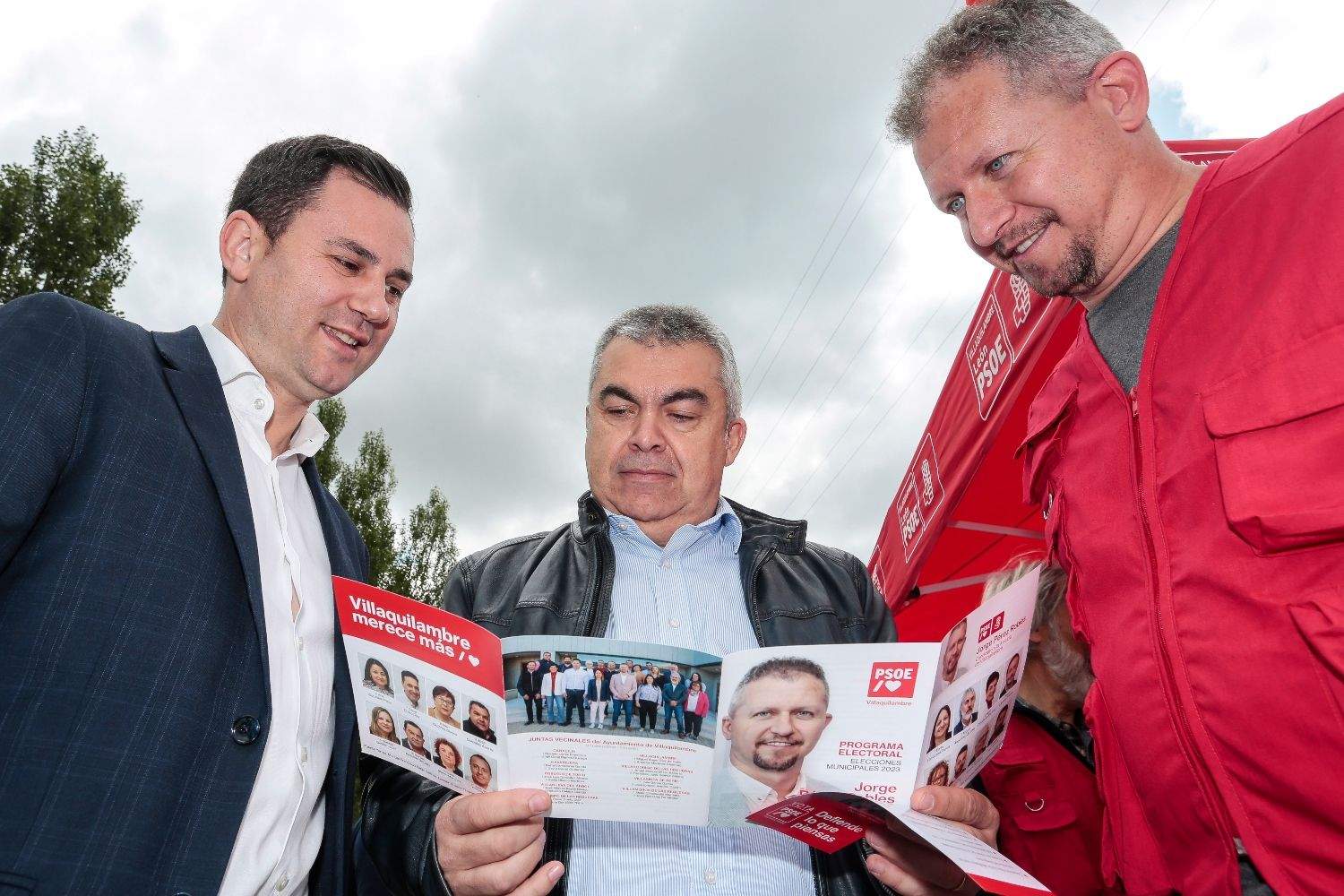 Javier Alfonso Cendón, Santos Cerdán y Jorge Robles en Villaquilambre | Campillo / ICAL