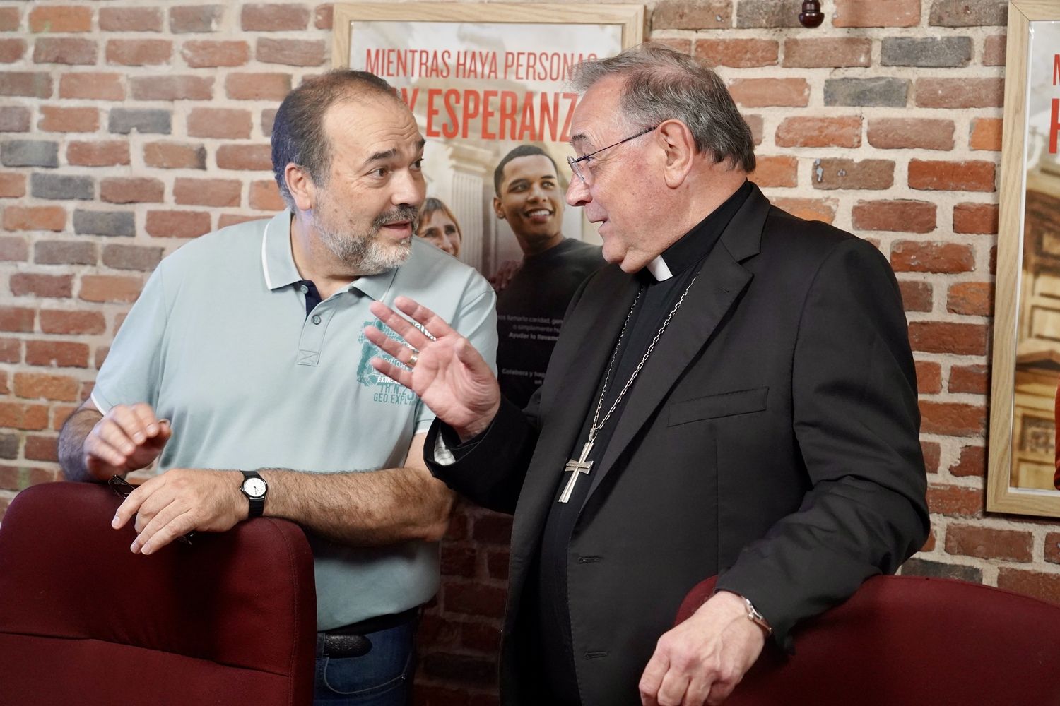 Cáritas León presenta la Memoria de actividad del pasado año, con la presencia del obispo Luis Ángel de las Heras, la directora de la entidad, Aurora Baza, y el delegado, Francisco José Pérez | Campillo / ICAL