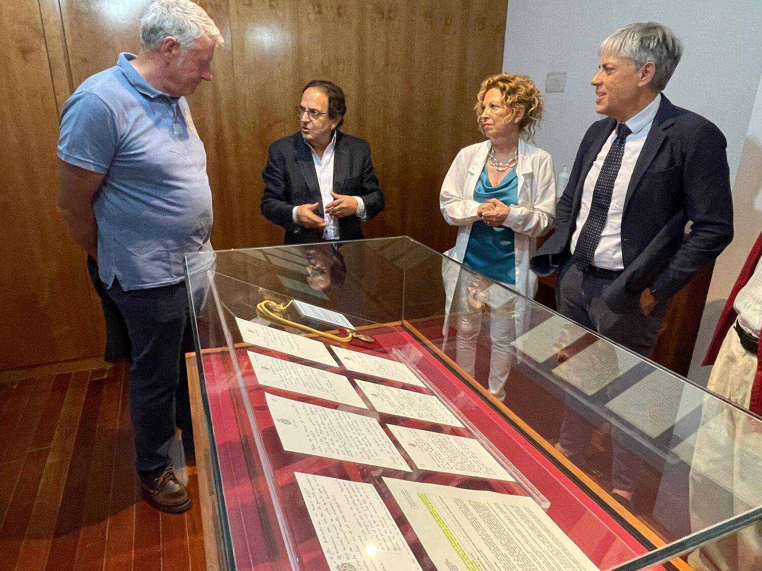Inauguración de la nueva exposición en el Archivo Histórico Provincial de León 