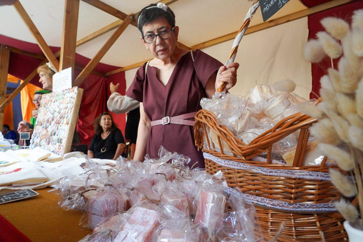 Inauguración de la Feria Medieval de los centros asistenciales de la Diputación de León | Campillo / ICAL