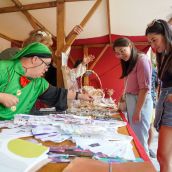 Inauguración de la Feria Medieval de los centros asistenciales de la Diputación de León | Campillo / ICAL