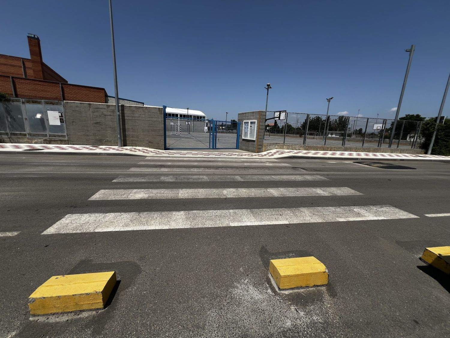 Zona en la que tuvo lugar el atropello que acabó con la vida de una mujer de 44 años en Villaobispo de las Regueras (León) | Campillo / ICAL