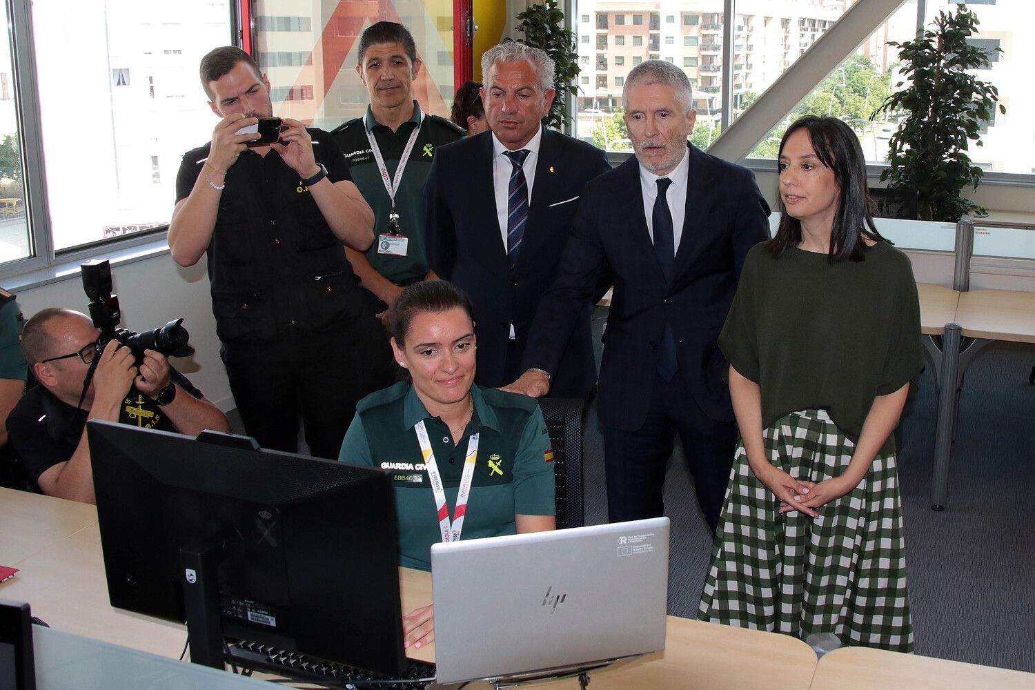 El ministro del Interior, Fernando Grande-Marlaska, presenta el sistema de denuncia telemática de la Guardia Civil | Peio García / ICAL