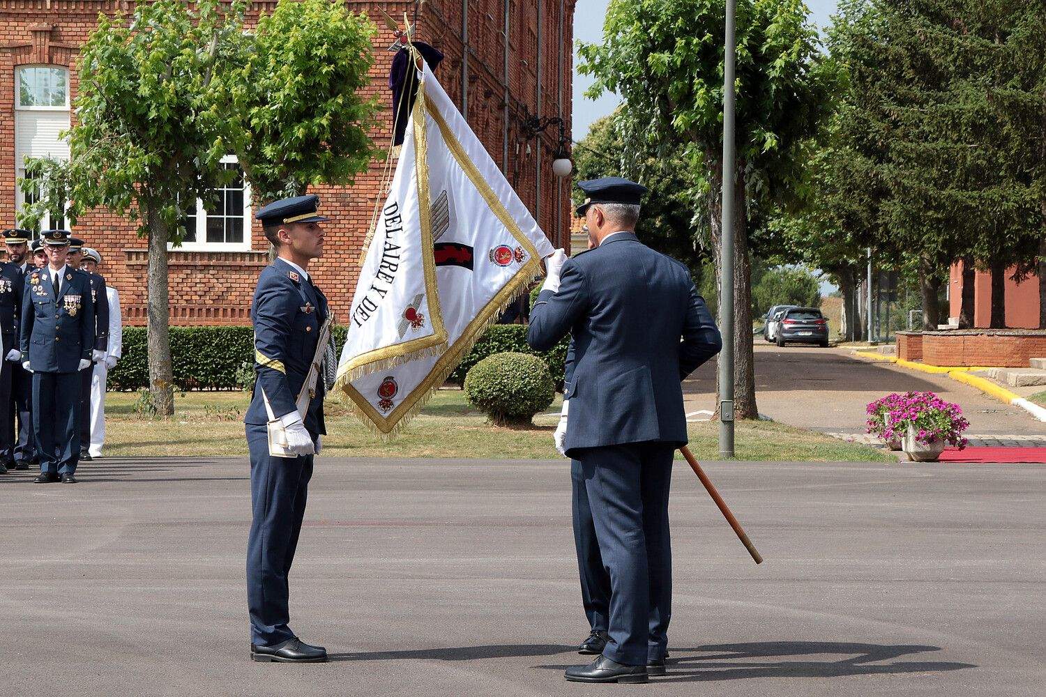 Acto de entrega de Reales Despachos a los sargentos de la XXXIII promoción de la Academia Básica del Aire de León | Peio García / ICAL