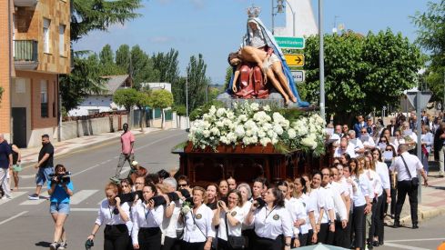 Las Marías celebran el 520 aniversario de la aparición de la Virgen del Camino en su Romería-Procesión | José Martín