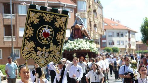 Las Marías celebran el 520 aniversario de la aparición de la Virgen del Camino en su Romería-Procesión | José Martín