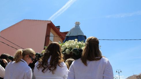 Las Marías celebran el 520 aniversario de la aparición de la Virgen del Camino en su Romería-Procesión | José Martín