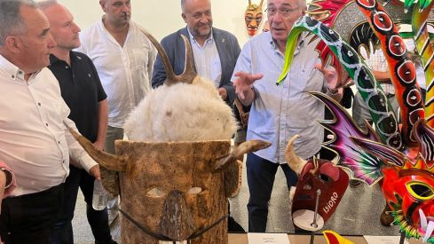 El Museo de los Pueblos Leoneses exhibe una muestra con más de 70 máscaras rituales de España, Portugal, Latinoamérica y Estados Unidos (2)