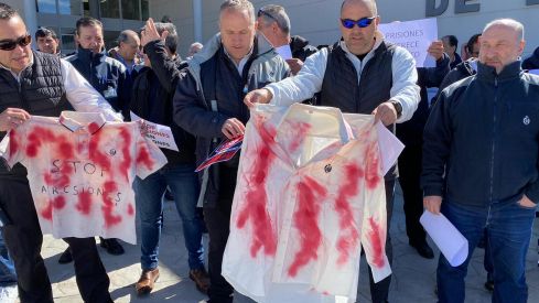 Concentración en contra de las agresiones en la cárcel de Mansilla de las Mulas (León)