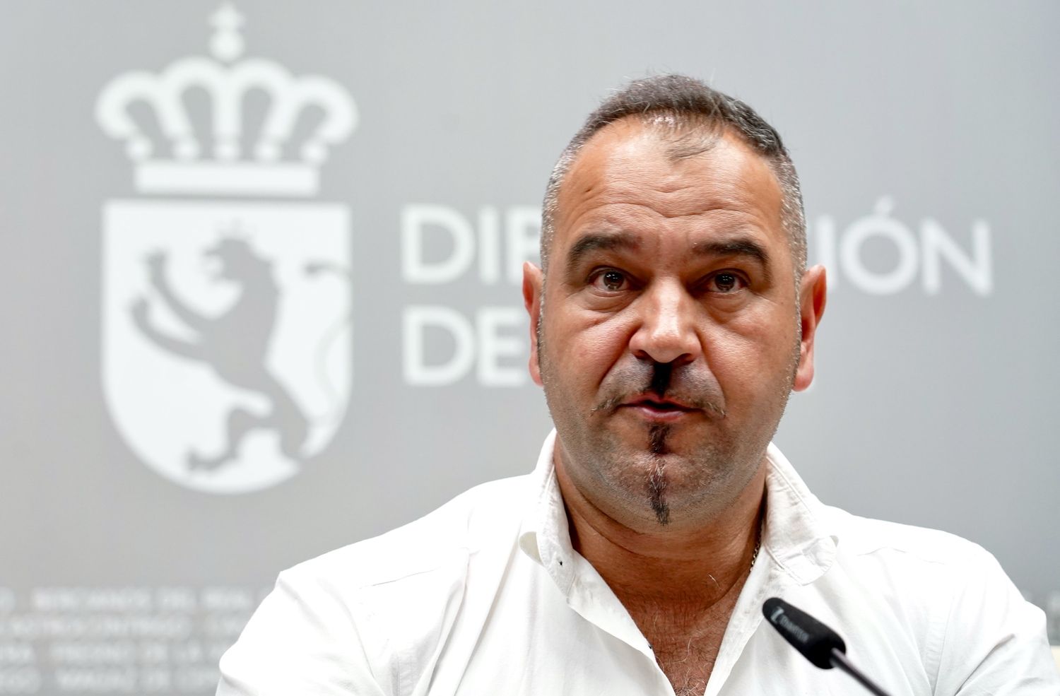 El diputado de Cultura, Arte y Patrimonio, Emilio Martínez, presenta el festival Luna de Cortos | Campillo / ICAL