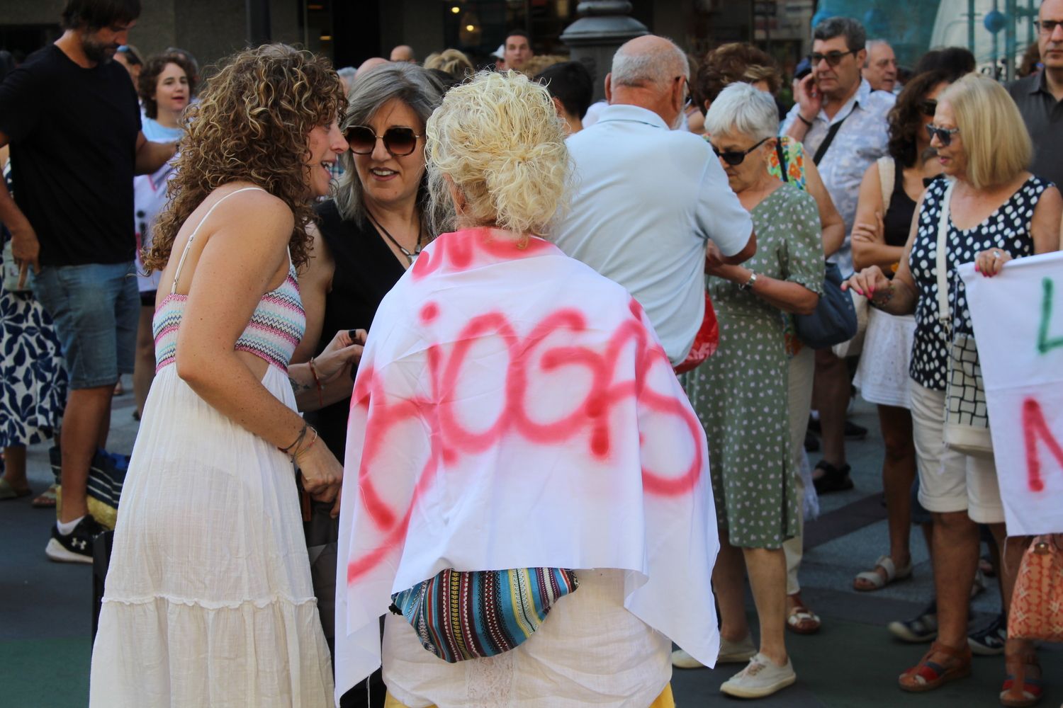 Concentración contra la construcción de la planta de biomasa de la Red de Calor de León