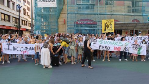 El TSJCyL admite a trámite la demanda de la Plataforma León Sur contra el proyecto de energías renovables de Puente Castro