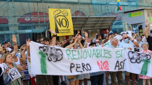 La Plataforma de Vecinos León Sur pide al alcalde que "tome nota" de la sentencia que obliga a paralizar la red de calor de Ponferrada