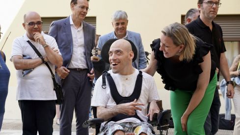 La vicepresidenta de la Junta y consejera de Familia e Igualdad de Oportunidades visita un centro social de Cáritas Diocesana de Astorga | Campillo / ICAL