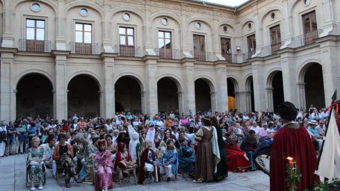León rememora su historia con los actos 'Un trono para una mujer leonesa: Urraca I' | José Martín