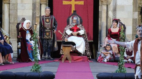 León rememora su historia con los actos 'Un trono para una mujer leonesa: Urraca I' | José Martín
