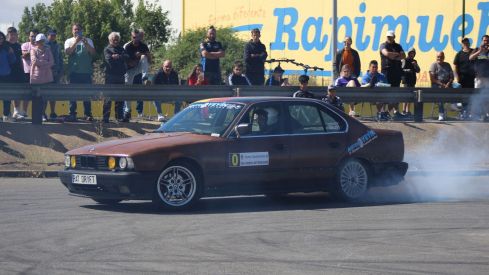 Trobajo del Camino ruge al ritmo de los motores del Slalom | José Martín