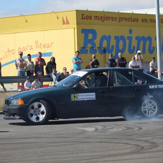 El rugido de los motores vuelve a Trobajo: El III Slalom bate el récord de participación con 80 pilotos | José Martín