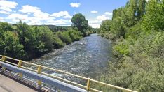 Vistas del río Porma desde el puente de Lugán, donde cayó el hombre fallecido Vistas del río Porma desde el puente de Lugán, donde cayó el hombre fallecido