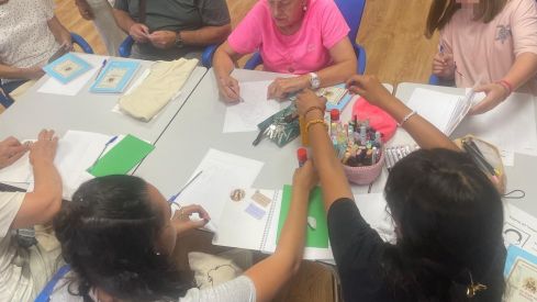 Una beca RALBAR teje relaciones intergeneracionales y fomenta la igualdad en los pueblos de Villaquilambre