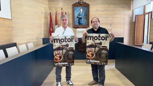 Presentación Feria del Motor. El alcalde de la ciudad, Javier Carrera, y el concejal de Eventos Deportivos y Promoción Ferial, José Carlos Prieto