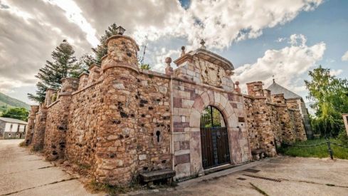 Patrimonio autoriza la remodelación del Palacio de Los Quiñones en Riolago de Babia (León)  | Ayuntamiento de San Emiliano de Babia
