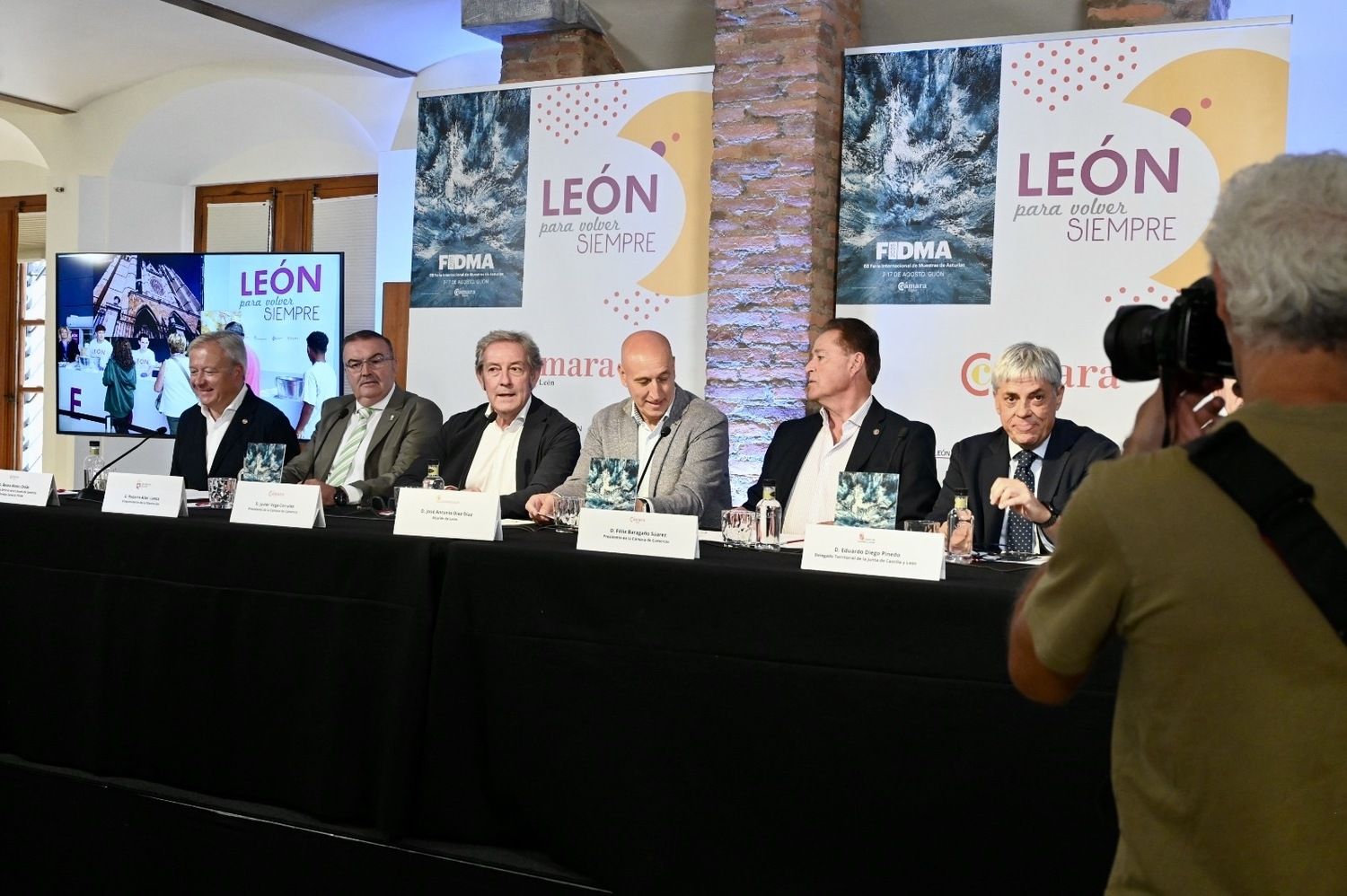 03MAX202507701317 03MAX202507701317