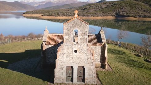 Ermita de Quintanilla en Riaño | YT: Alberto Martín