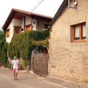 El turismo rural ve “peligrar” su futuro debido a los incendios que asolan la provincia de León | Peio García / ICAL .