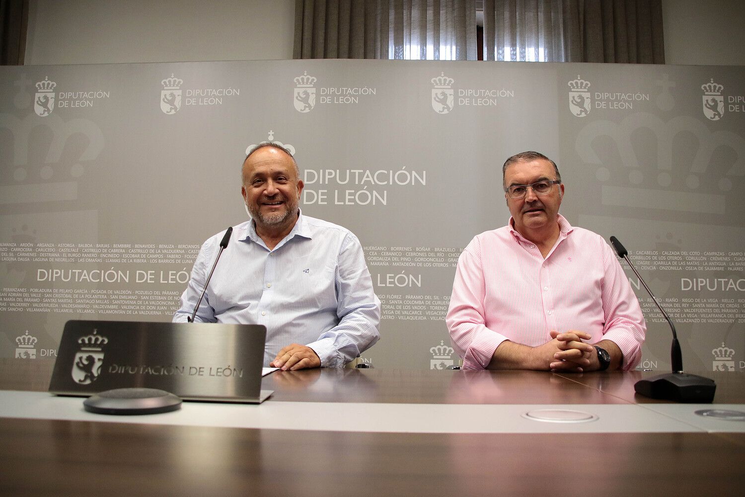 Courel pide a la Junta que el operativo contra incendios esté activo todo el año: "Los incendios se apagan en invierno" | Peio García / ICAL