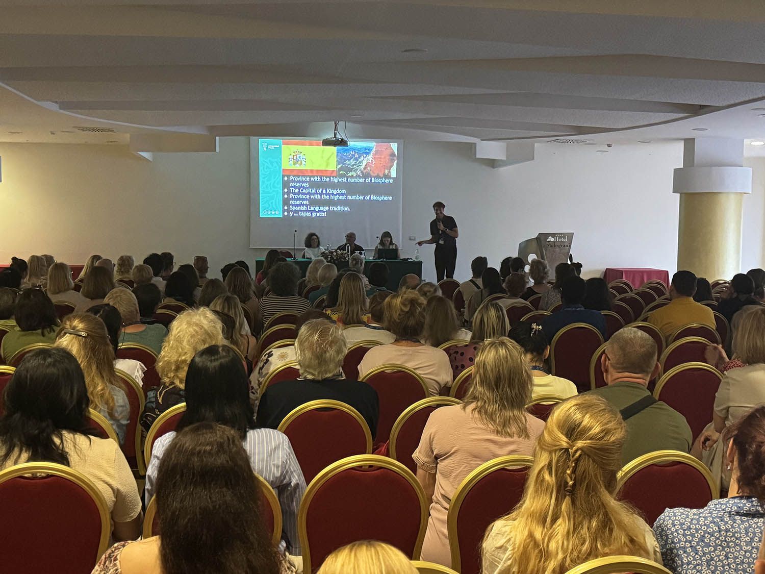 Experiencias Erasmus+ Personal en la ULE. Universidad de León | La ULE recibe una financiación “récord” de 3,3 millones del programa Erasmus+ para reforzar su proyección internacional Experiencias Erasmus+ Personal en la ULE. Universidad de León | La ULE recibe una financiación “récord” de 3,3 millones del programa Erasmus+ para reforzar su proyección internacional