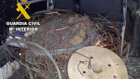 Tres detenidos por robar cobre en una nave del Polígono de Onzonilla (León) 