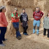 La ganadería leonesa tras los incendios: “Ahora viene lo peor. Te levantas y ves todo negro cada día”