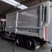 León invierte 700.000 euros en la compra de dos nuevos vehículos para la recogida de residuos