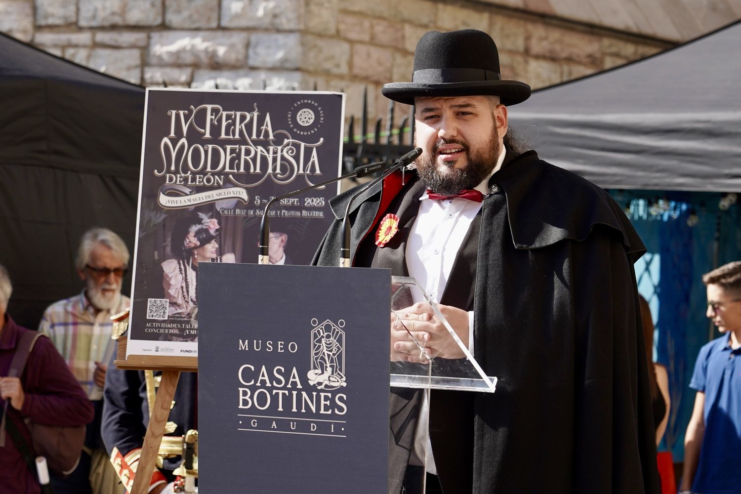 Inauguración de la Feria Modernista de León | Campillo / ICAL