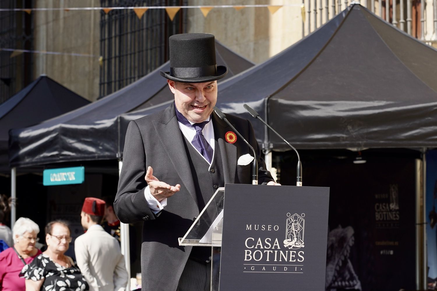 Inauguración de la Feria Modernista de León | Campillo / ICAL