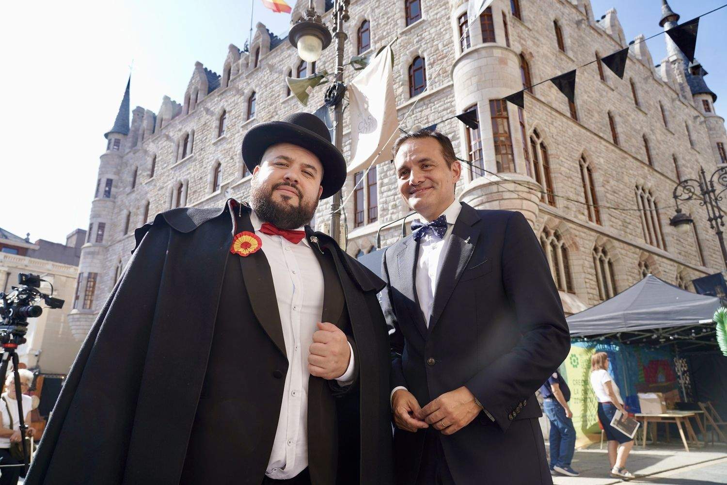 La IV Feria Modernista de León arranca con cifras récord y el cineasta Néstor López como 'Laureado del Modernismo' | Campillo / ICAL