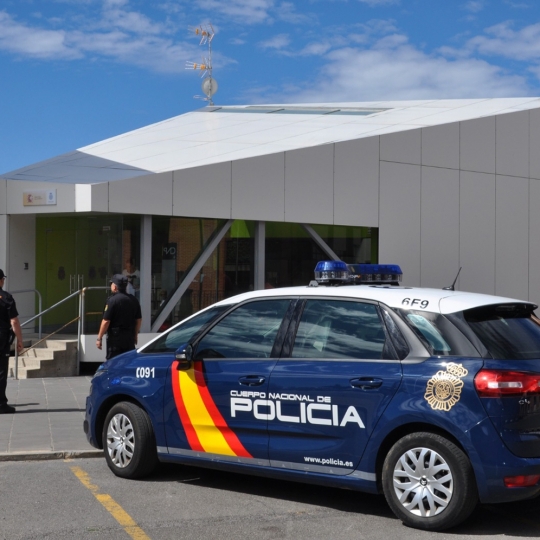 Detenido en Cornellá de Llobregat (Barcelona) tras robar en una joyería de Astorga
