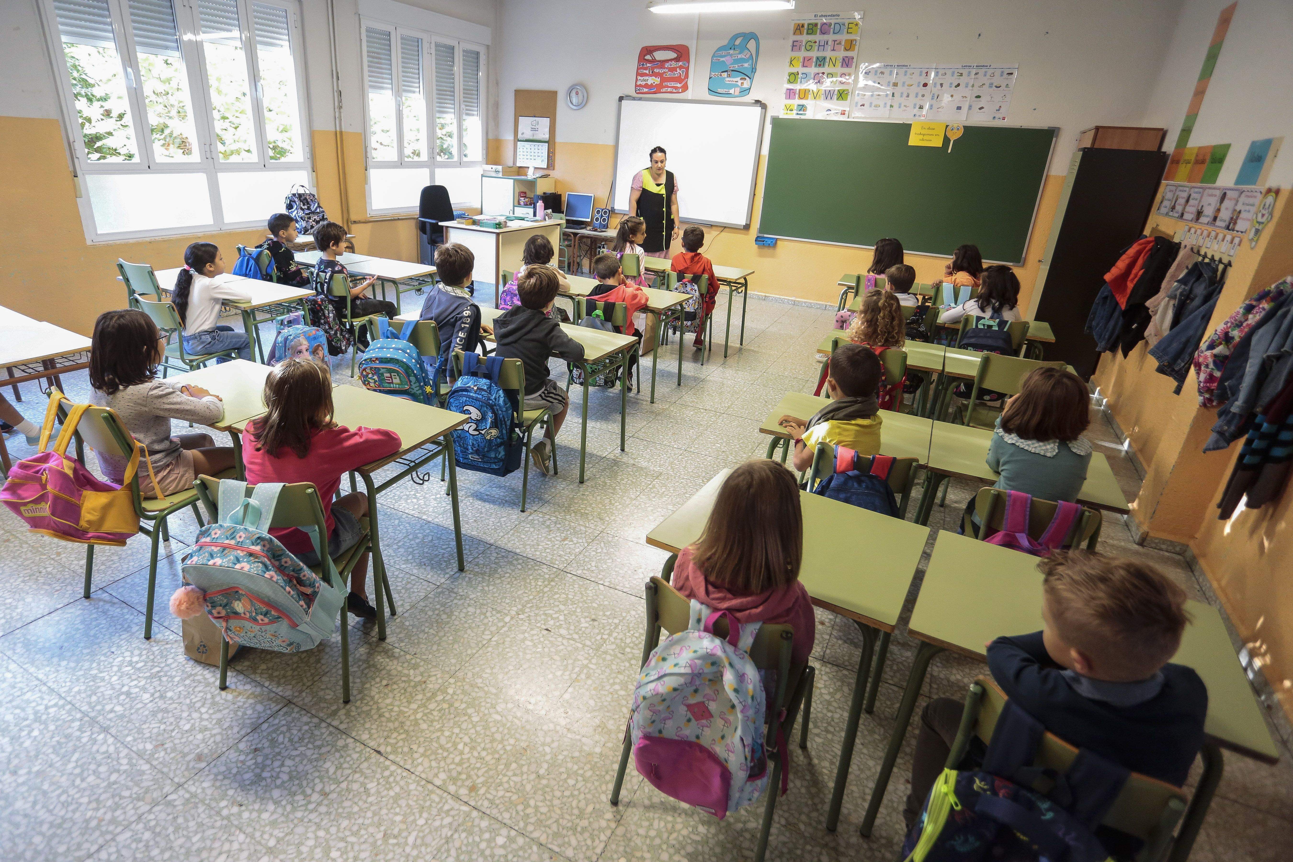 Inicio del curso escolar en el colegio Luis Vives de León Inicio del curso escolar en el colegio Luis Vives de León