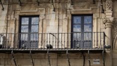 Balcón del Edificio Mirador de la Plaza Mayor de León | Campillo / ICAL