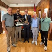 León recibe a los campeones del VI Torneo de Bolo Leonés León recibe a los campeones del VI Torneo de Bolo Leonés