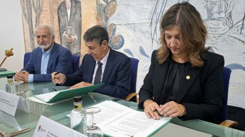 La ULE y la Fundación Sierra Pambley renuevan su compromiso de acercar el pensamiento crítico y la cultura a la sociedad leonesa